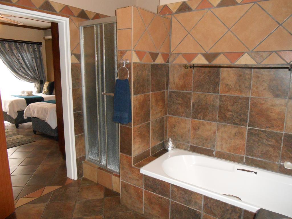 Safari Guesthouse Vryburg Zewnętrze zdjęcie