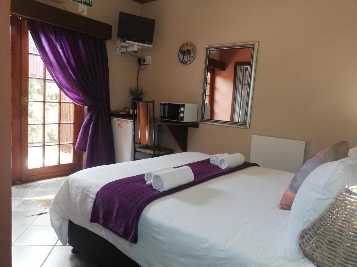 Safari Guesthouse Vryburg Zewnętrze zdjęcie