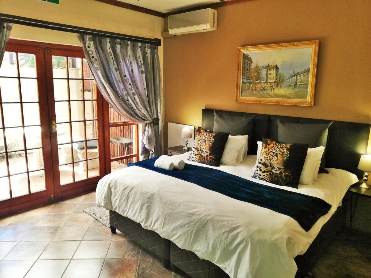 Safari Guesthouse Vryburg Zewnętrze zdjęcie