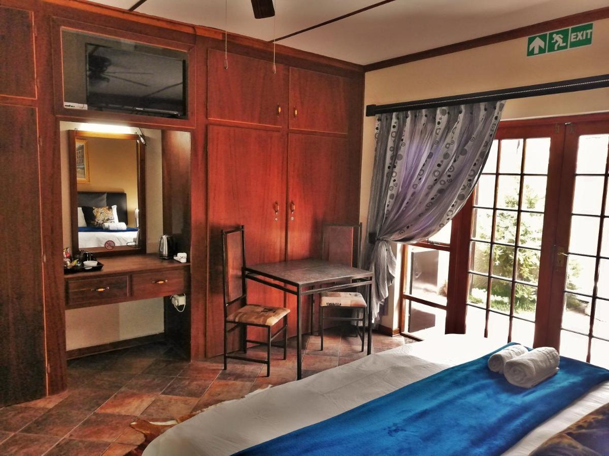 Safari Guesthouse Vryburg Zewnętrze zdjęcie
